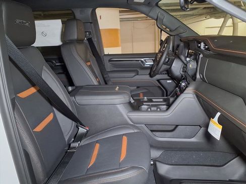 New 2026 GMC Sierra 2500 AT4 w/ Technology Package image 6