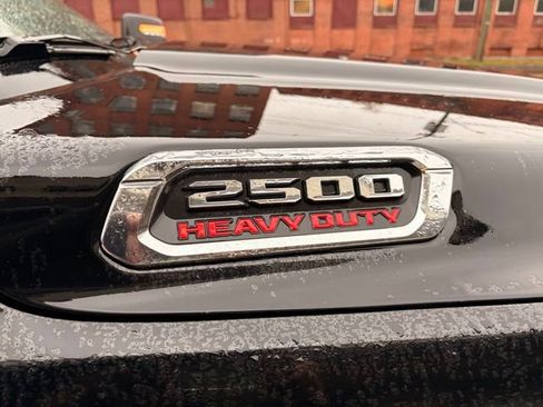 Used 2024 RAM 2500 Big Horn AWD/4WD image 32