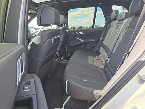 Used 2024 BMW X5 sDrive40i RWD image 14