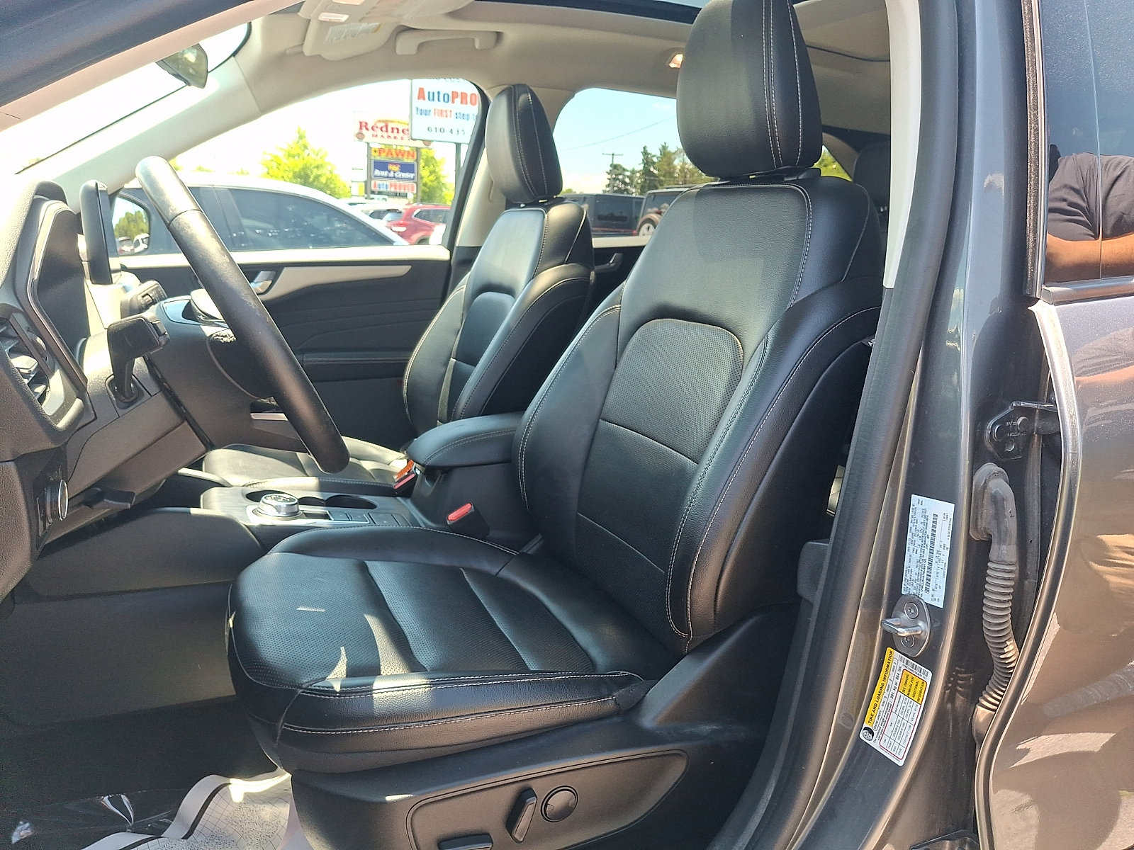 Used 2022 Ford Escape SEL AWD/4WD image 13