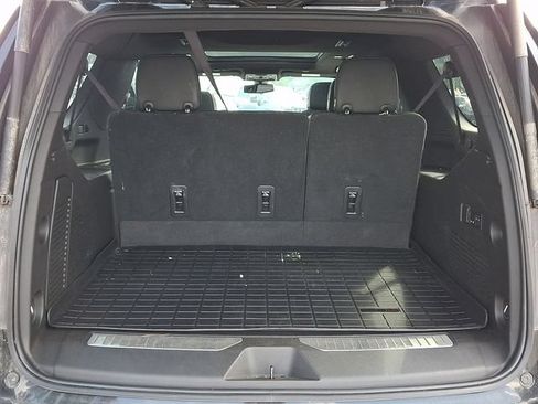 Used 2021 GMC Yukon XL Denali AWD/4WD image 30