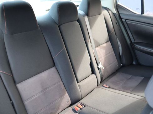 Used 2022 Nissan Sentra SR w/ Electronics Package FWD image 15