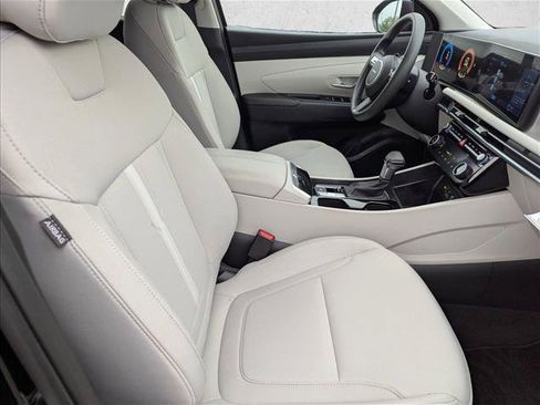 Used 2025 Hyundai Tucson SEL FWD image 27
