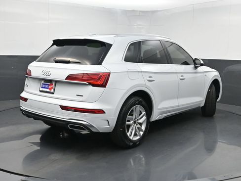 Used 2023 Audi Q5 2.0T Premium w/ Convenience Package AWD/4WD image 24