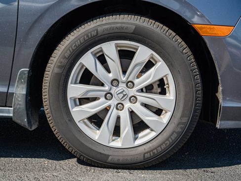 Used 2018 Honda Odyssey LX image 14