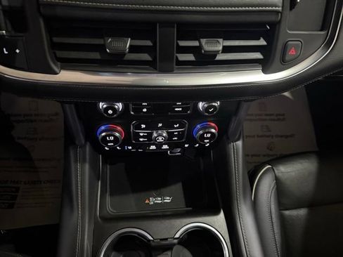 Used 2021 GMC Yukon SLT AWD/4WD image 22