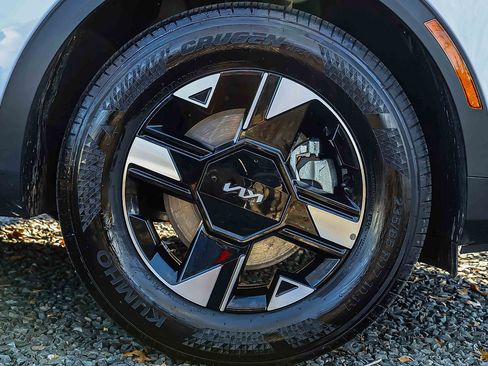 Certified 2026 Kia Sportage LX w/ LX Convenience Package image 26