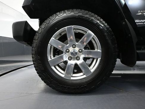 Used 2016 Jeep Wrangler Unlimited Sahara w/ Max Tow Package image 20