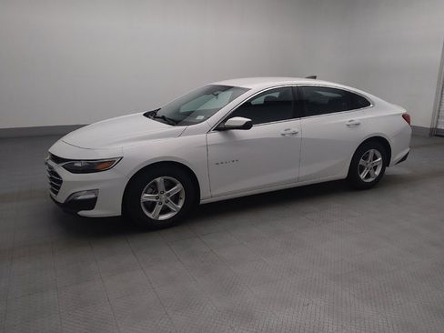 Used 2022 Chevrolet Malibu LS w/ Driver Confidence Package II FWD image 2