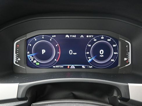 Used 2022 Volkswagen Atlas Cross Sport SEL R-Line w/ Cross Sport MDO Package image 14