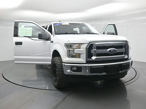 Used 2017 Ford F150 XLT image 29