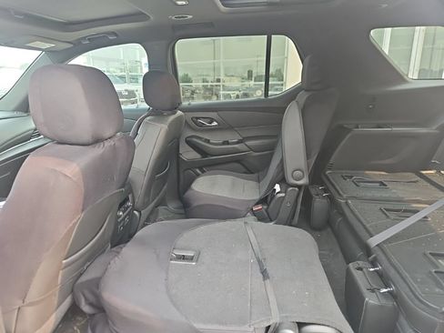 Used 2023 Chevrolet Traverse LT w/ LT Premium Package AWD/4WD image 13