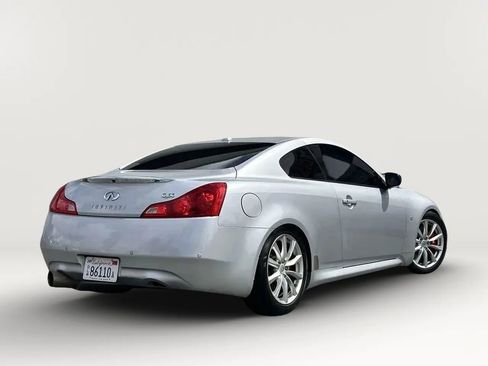 Used 2014 INFINITI Q60 Journey w/ Premium Package RWD image 2