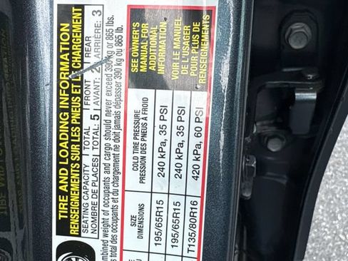 Used 2016 Toyota Corolla LE FWD image 33