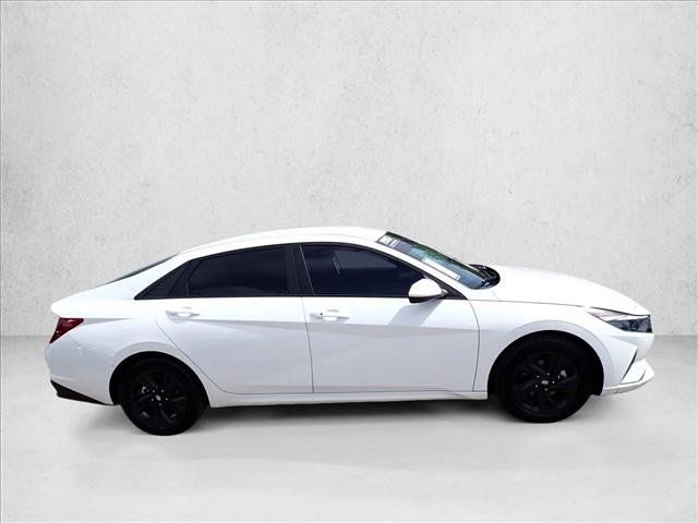 Used 2021 Hyundai Elantra SEL w/ Convenience Package FWD image 5