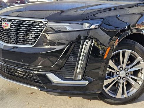 New 2025 Cadillac XT6 Premium Luxury image 6