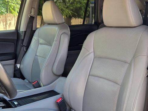 Used 2016 Honda Pilot Elite image 13