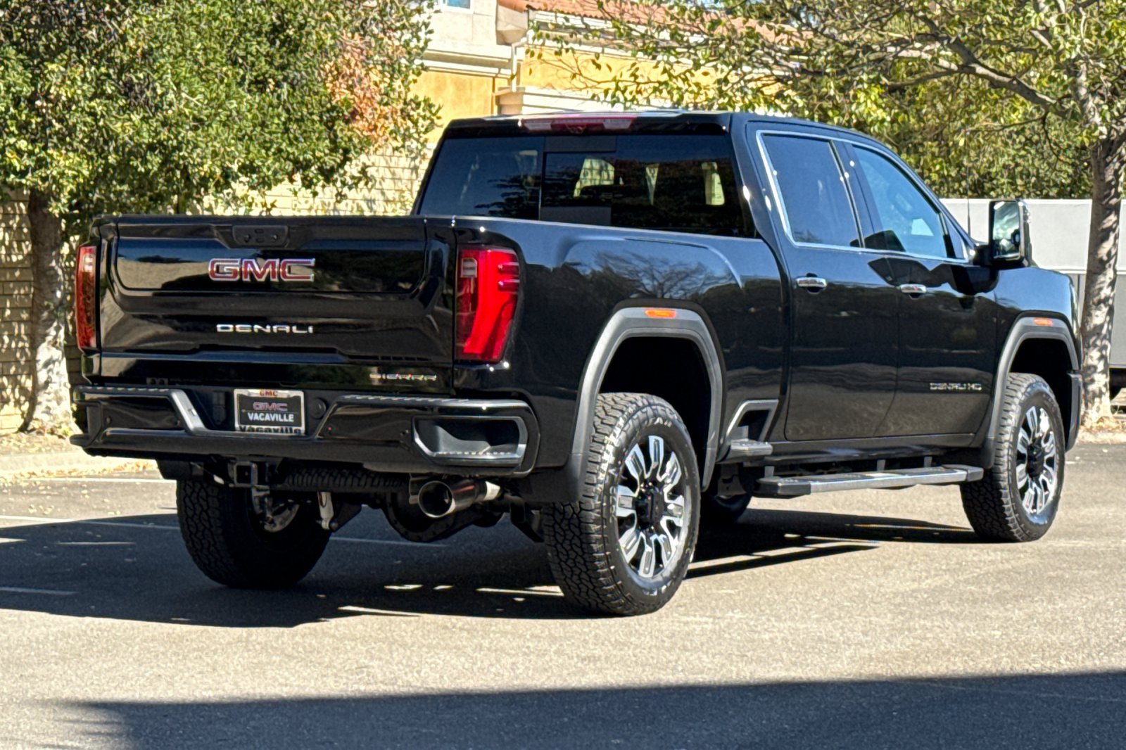New 2026 GMC Sierra 2500 Denali w/ Denali Reserve Package AWD/4WD image 5