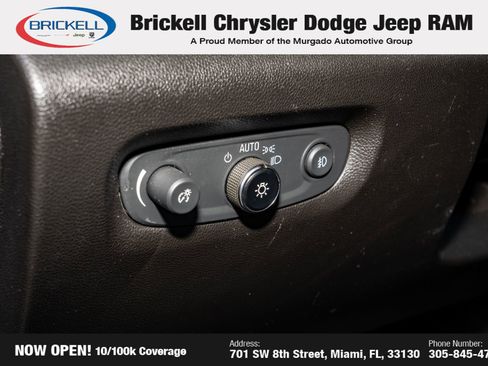 Used 2020 Chevrolet Traverse LT image 26