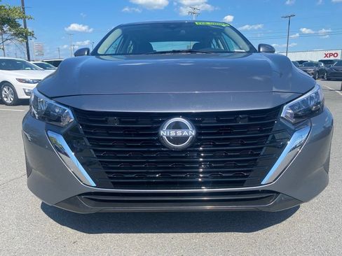 Used 2025 Nissan Sentra SV w/ All-Weather Package FWD image 2