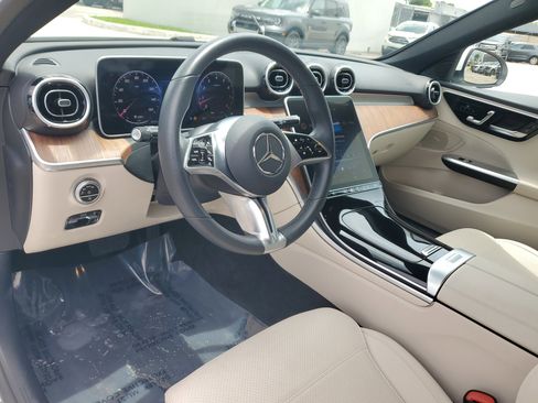 Used 2025 Mercedes-Benz C 300 Sedan image 8