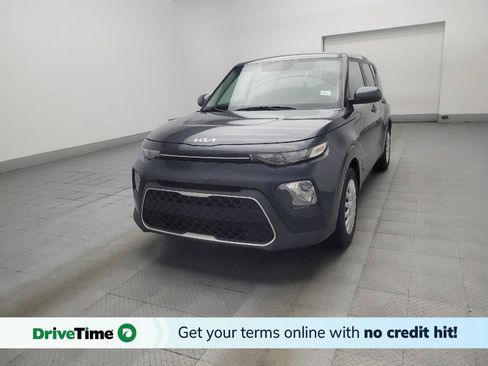 Used 2022 Kia Soul LX FWD image 1
