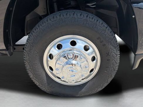 Used 2024 RAM 3500 Limited w/ Towing Technology Group AWD/4WD image 9