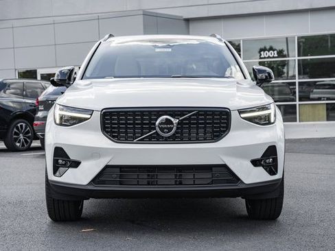 Used 2026 Volvo XC40 B5 Ultra w/ Protection Package Premier AWD/4WD image 2