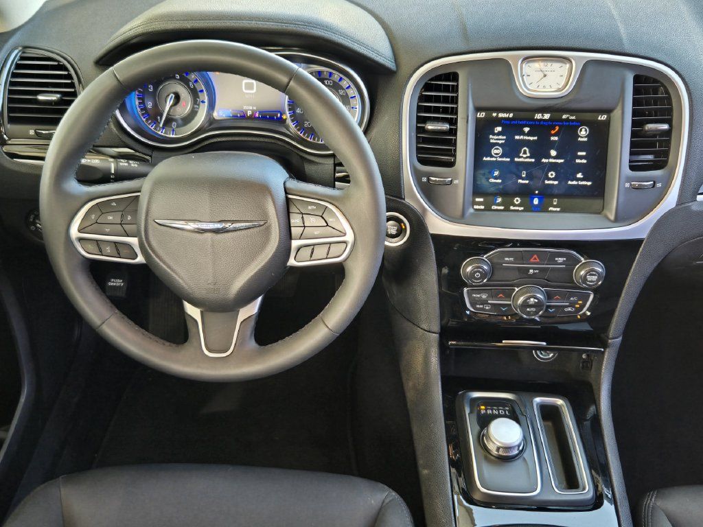 Used 2023 Chrysler 300 Touring w/ Sport Appearance Package RWD image 27