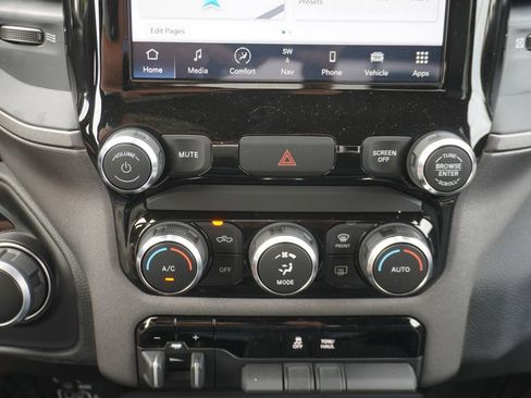 Used 2023 RAM 3500 Tradesman image 15