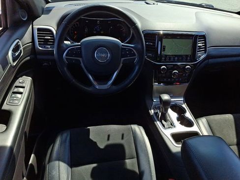 Used 2021 Jeep Grand Cherokee Laredo X AWD/4WD image 11