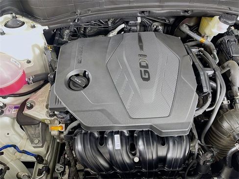 Used 2024 Kia Sportage LX image 29