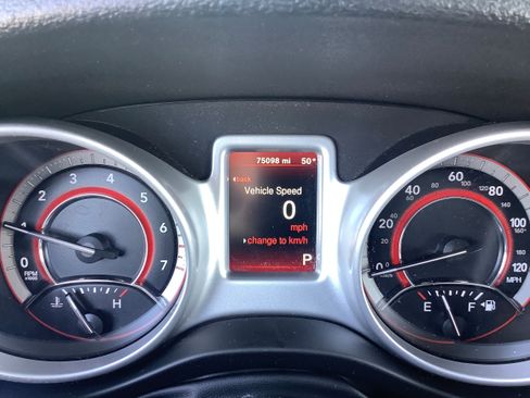 Used 2019 Dodge Journey SE w/ Connectivity Group image 23