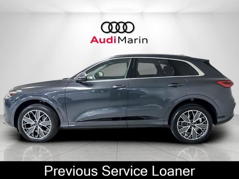 Used 2025 Audi Q5 Premium Plus w/ Premium Plus image 2