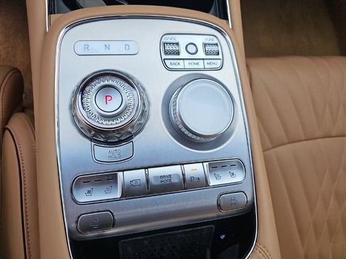 Used 2024 Genesis G90 3.5T AWD/4WD image 38