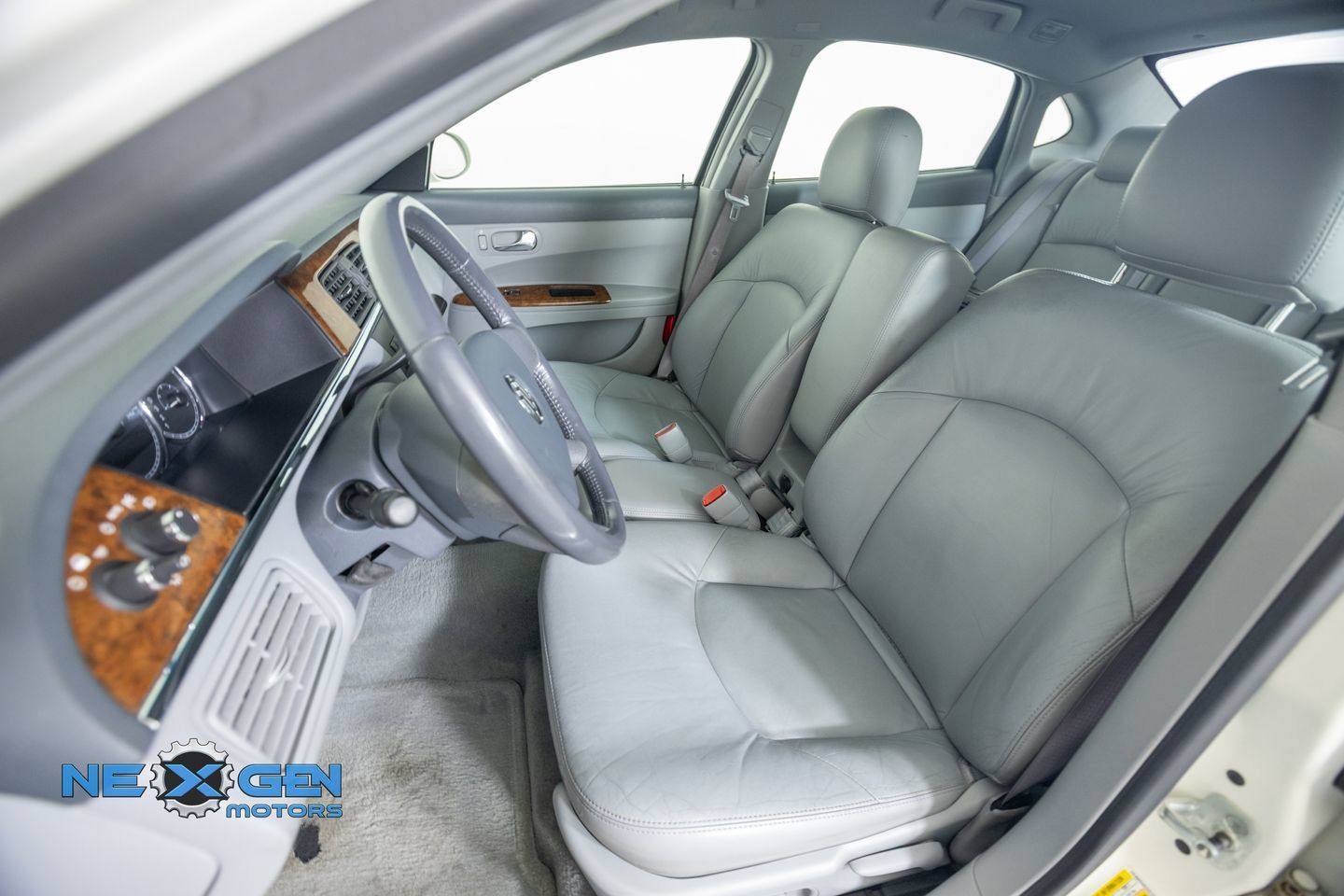Used 2006 Buick LaCrosse CXL w/ Chrome Appearance Package FWD image 22