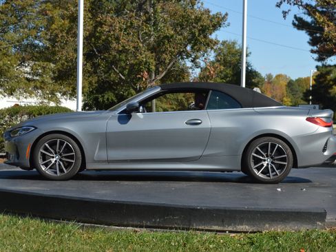 Certified 2024 BMW 430i Convertible w/ Premium Package image 16