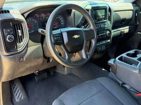 Used 2019 Chevrolet Silverado 1500 Custom w/ Custom Value Package RWD image 12