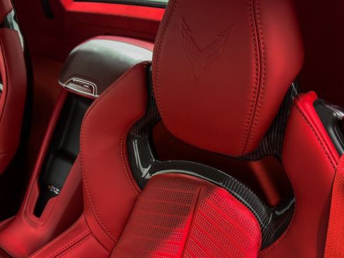Used 2024 Chevrolet Corvette Stingray Premium Conv w/ Z51 Performance Package RWD image 24