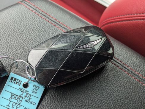 Used 2024 Genesis G70 3.3T Advanced image 29