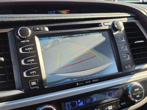 Used 2016 Toyota Highlander Limited image 35