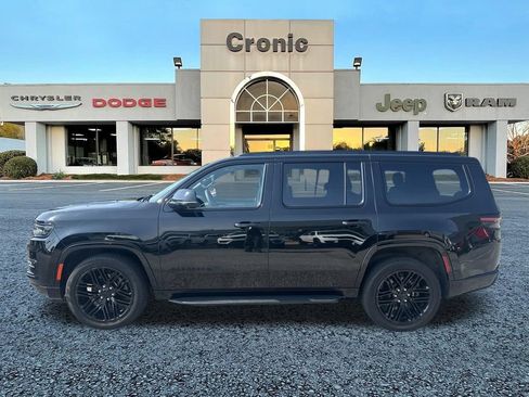 Used 2024 Jeep Wagoneer Series II w/ Convenience Group I AWD/4WD image 6