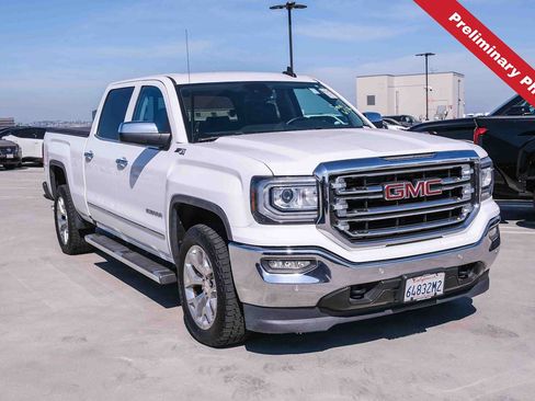 Used 2018 GMC Sierra 1500 SLT w/ SLT Premium Package AWD/4WD image 3