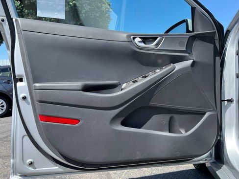 Used 2020 Hyundai Ioniq Blue FWD image 36
