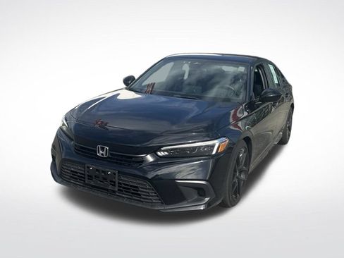Used 2023 Honda Civic Sport image 3