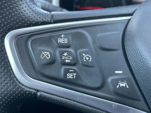 Used 2023 Chevrolet Malibu LT FWD image 19