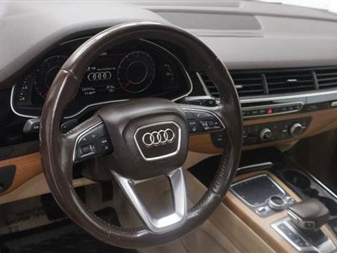 Used 2017 Audi Q7 3.0T Premium Plus AWD/4WD image 12
