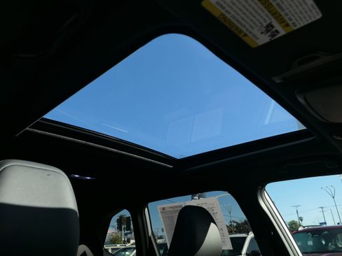 Certified 2025 Subaru Forester Limited w/ Popular Package image 26