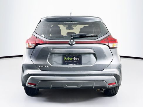 Used 2024 Nissan Kicks S image 7