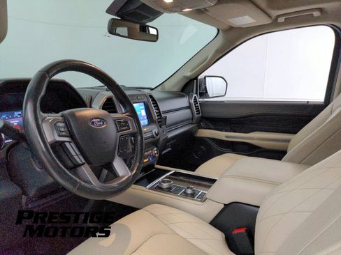 Used 2021 Ford Expedition Platinum AWD/4WD image 16